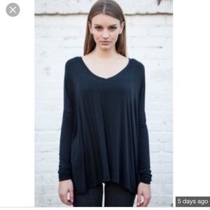 BRANDY MELVILLE long sleeve v neck bobbie top